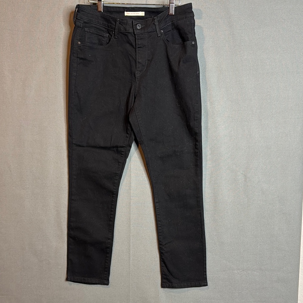 Levi’s women‎ Black Jeans 31/28